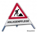 Faltsignal Bauarbeiten: Faltsignal - Baustelle mit Text: ANLAGENPFLEGE